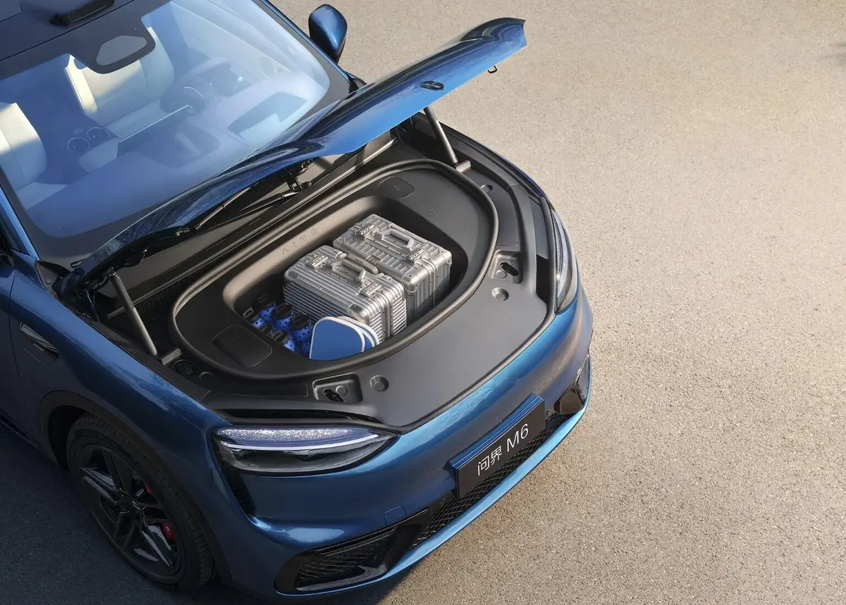 Aito M6 (Аито M6) из Китая под заказ — С чем сравнить Aito M6: Lixiang L6 и Zeekr 7X