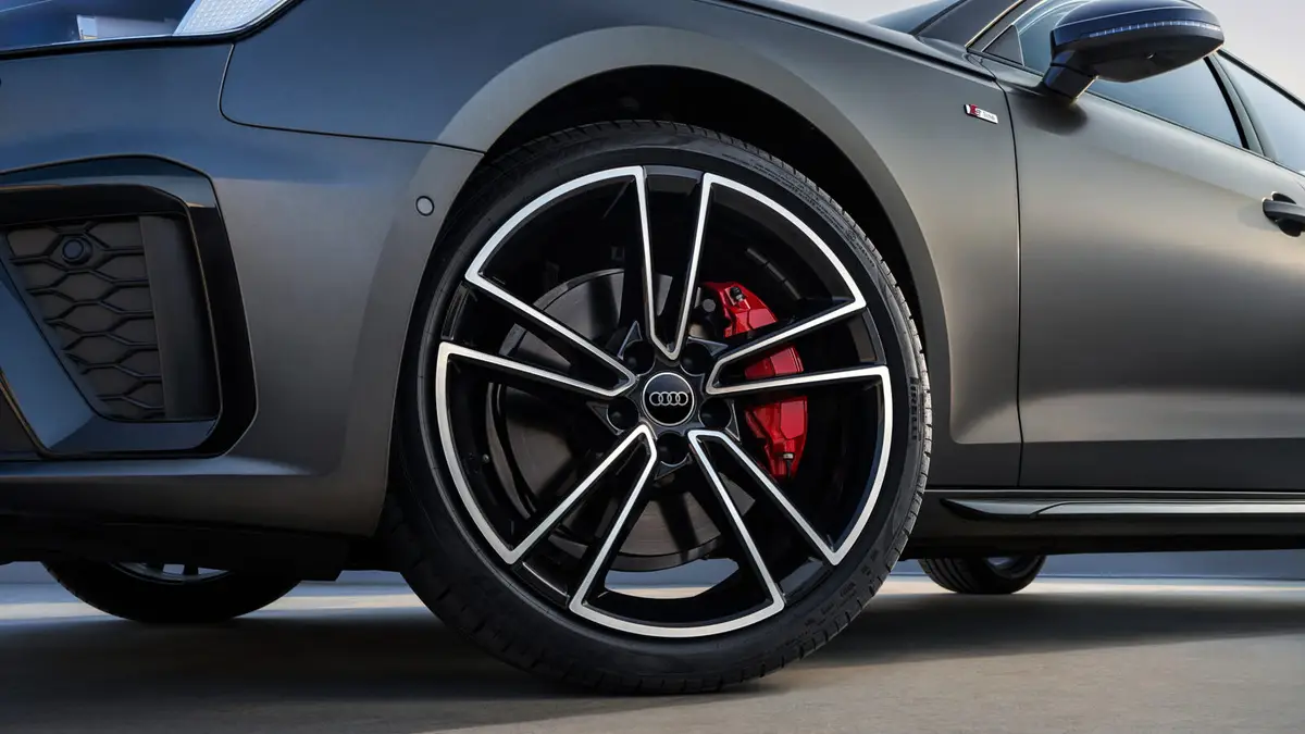 Audi A4L (Ауди A4L) из Китая под заказ — Как проверяем документы и VIN Audi A4L до выкупа
