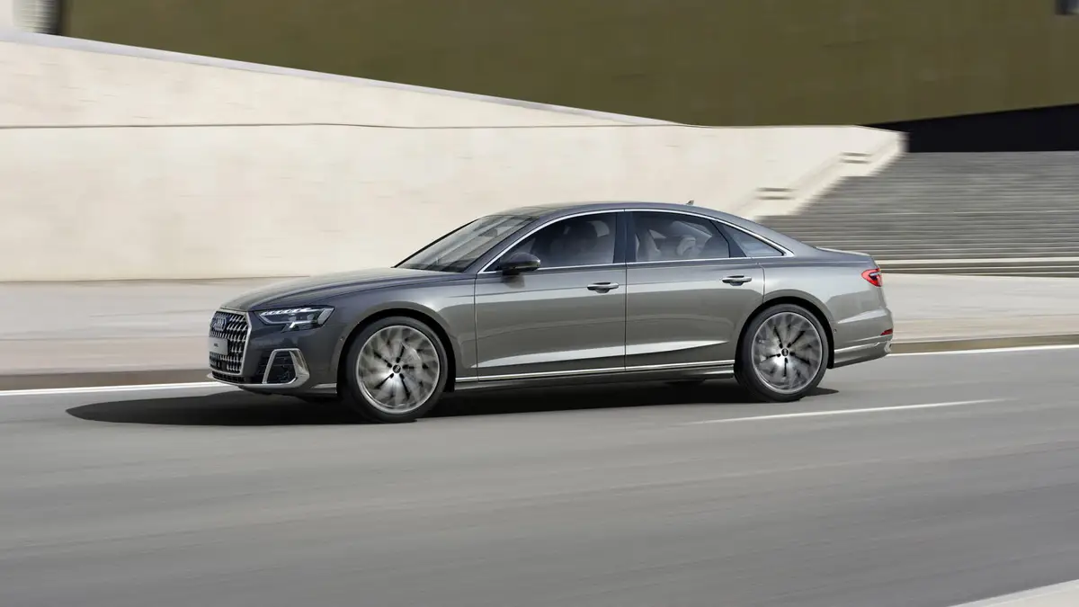 Audi A8 (Ауди A8) из Китая под заказ — Версия 60 TFSI: V8 битурбо на 460 л.с