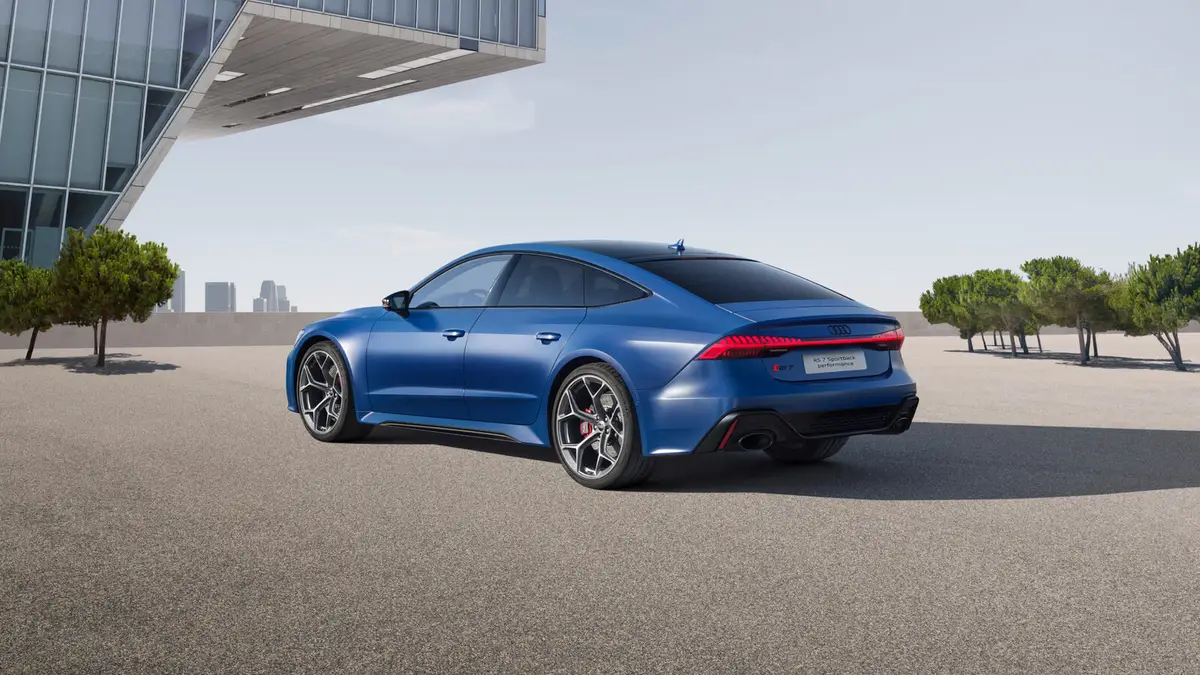 Audi RS7 Sportback из Китая под заказ — Кузов C8 Sportback: размеры и отличия от A7
