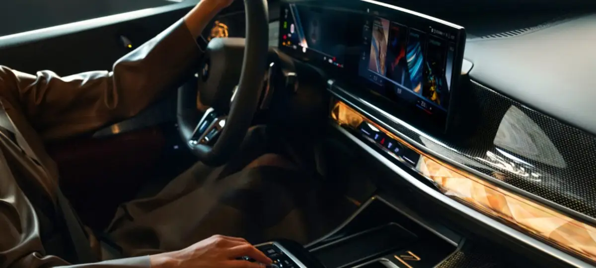 BMW 7 серии из Китая под заказ — Комплектации и цена под ключ: 15 330 000 ₽ за 740Li Luxury
