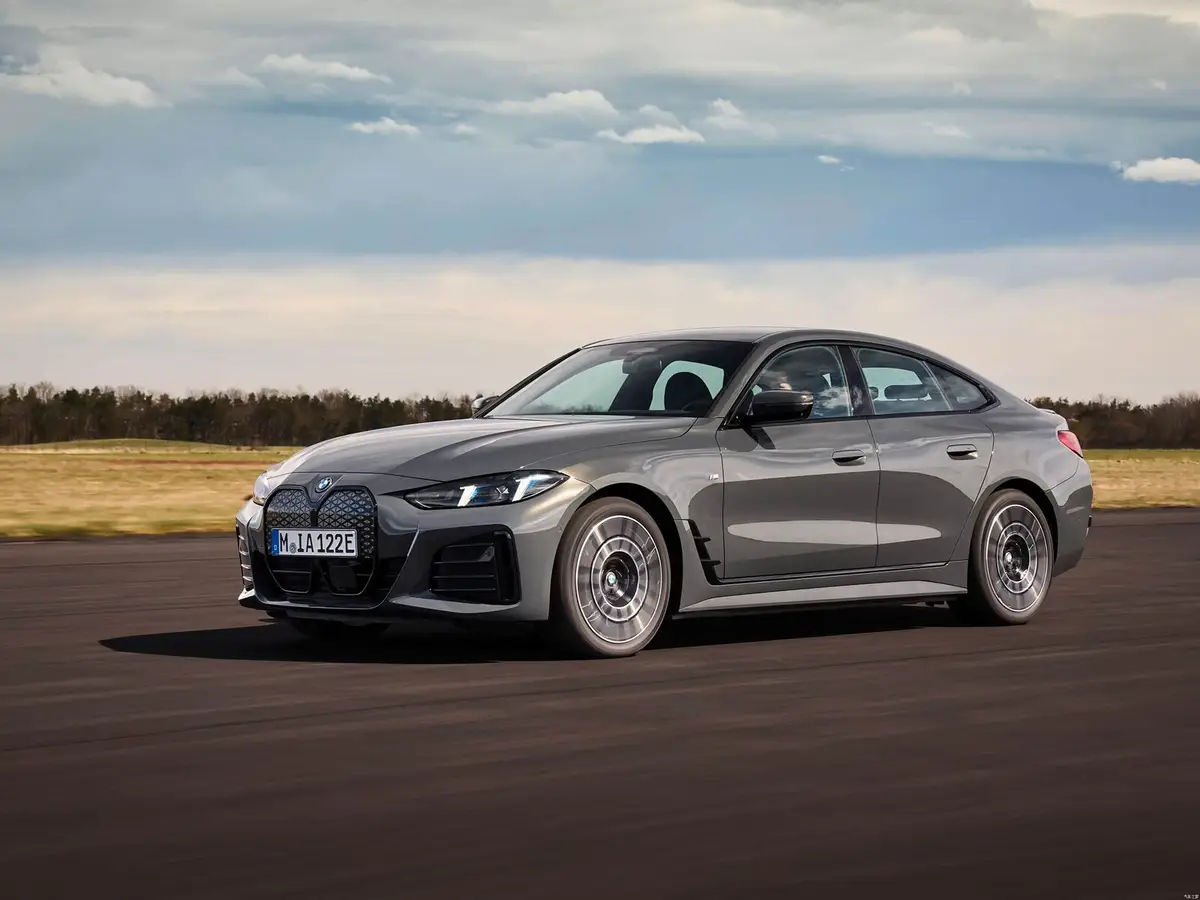 BMW i4 из Китая под заказ — Компромиссы платформы G26