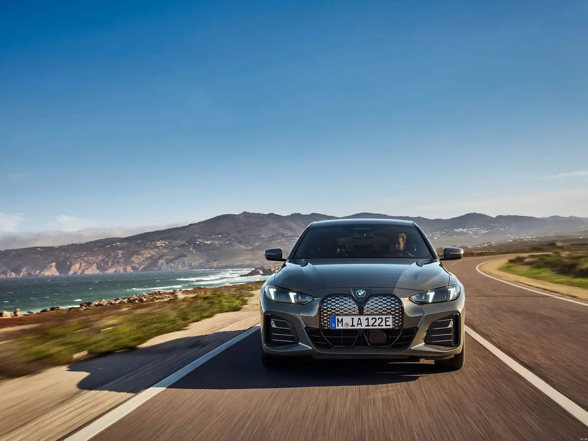 BMW i4 из Китая под заказ — Где обслуживать BMW i4 и брать запчасти