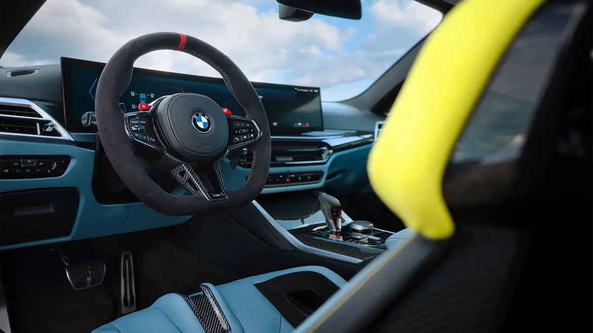BMW M4 Competition из Китая под заказ — Кожа Merino, алькантара и карбон в салоне