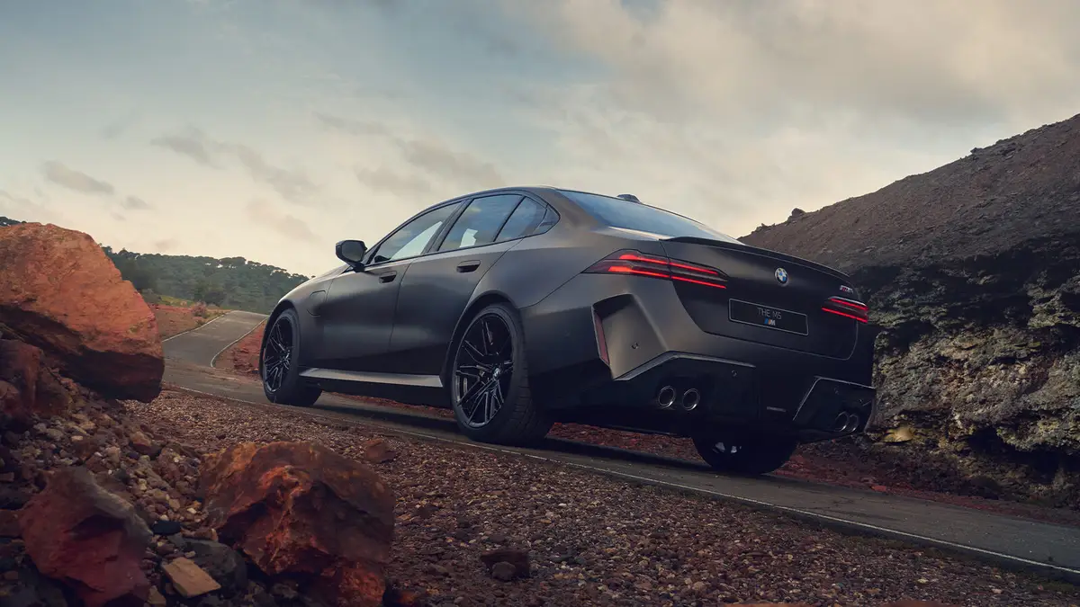 BMW M5 G90 (БМВ M5 G90) из Китая под заказ — Чем M5 G90 отличается от F90