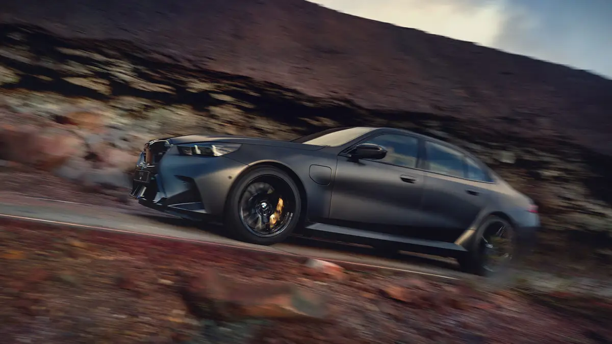 BMW M5 G90 (БМВ M5 G90) из Китая под заказ — Мотор S68: объём, обороты, момент