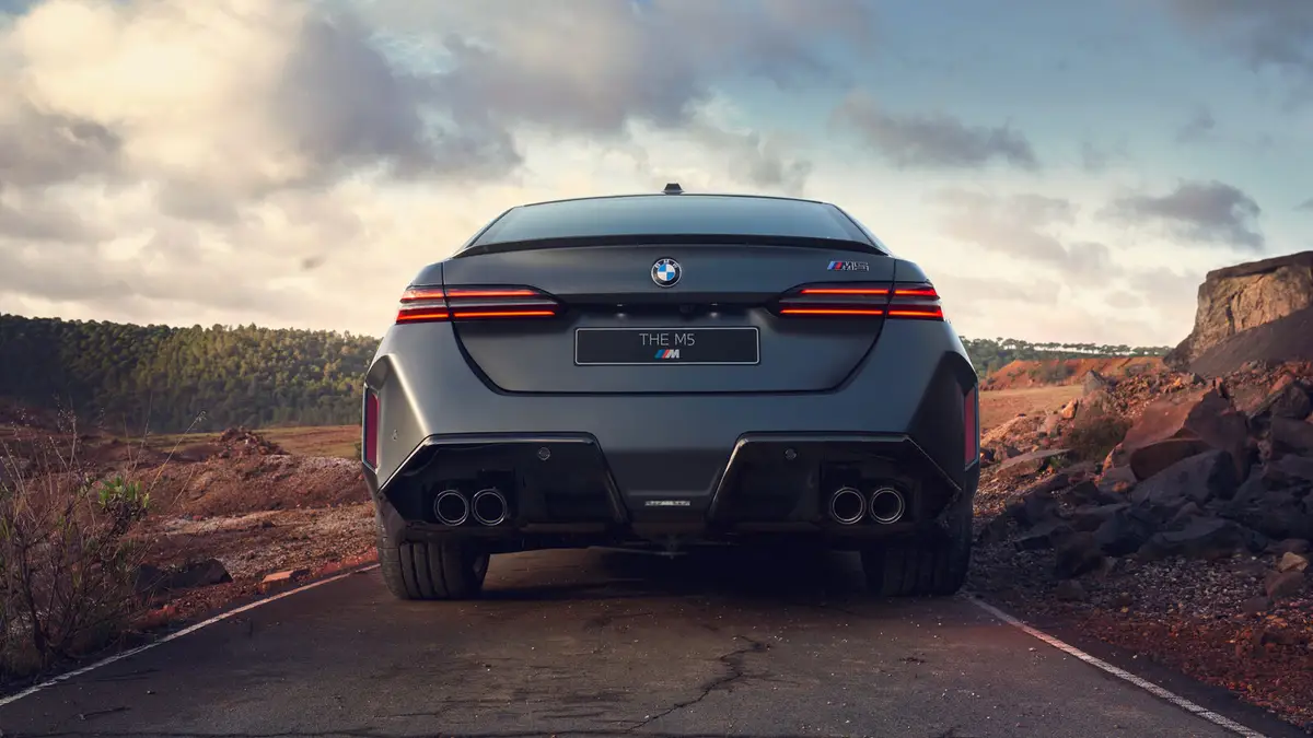 BMW M5 G90 (БМВ M5 G90) из Китая под заказ — Автомат M Steptronic и привод M xDrive