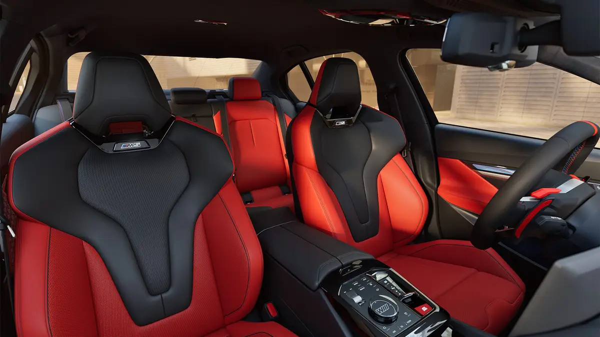 BMW M5 G90 (БМВ M5 G90) из Китая под заказ — Карбоновая крыша и керамика