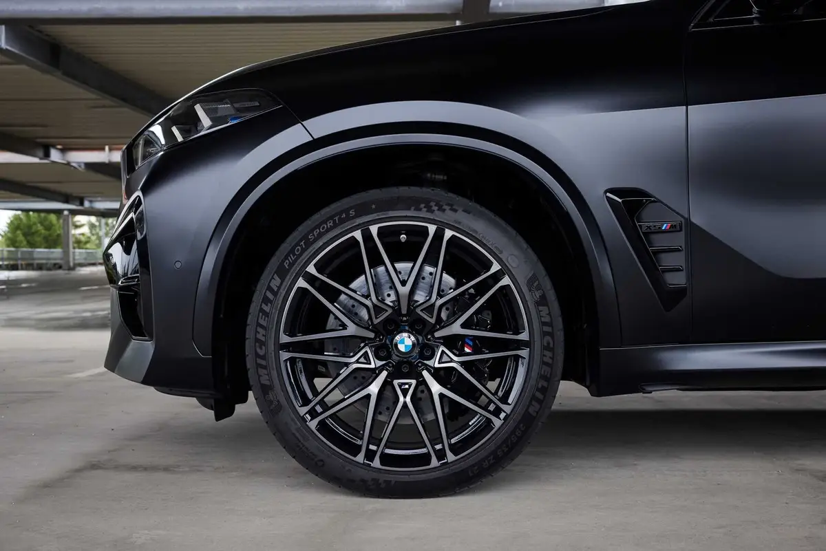 BMW X5 M (БМВ X5 M) из Китая под заказ — Колесо и тормоза