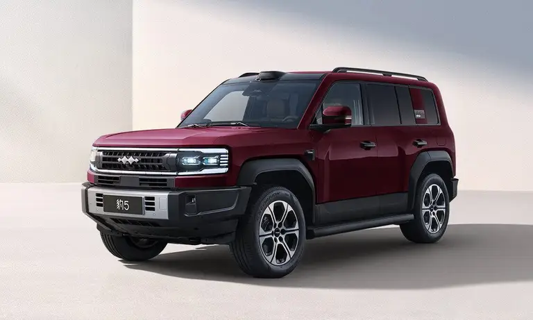 BYD Leopard 5 (БИД Леопард 5) из Китая под заказ — вид спереди в три четверти