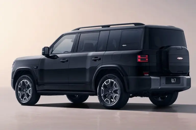 BYD Leopard 7 (БИД Леопард 7) из Китая под заказ — Дизайн BYD Leopard 7: внедорожник по форме и по размерам