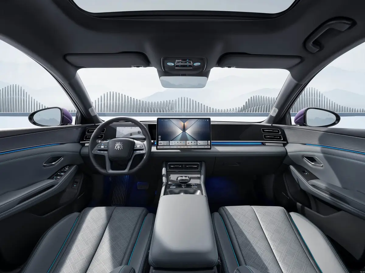 BYD Qin L DM-i и EV из Китая под заказ — Какой Qin L по размеру: два седана под одним именем