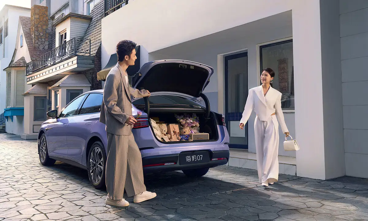 BYD Seal 07 из Китая под заказ — Багажник 465 литров и оснащение по версиям