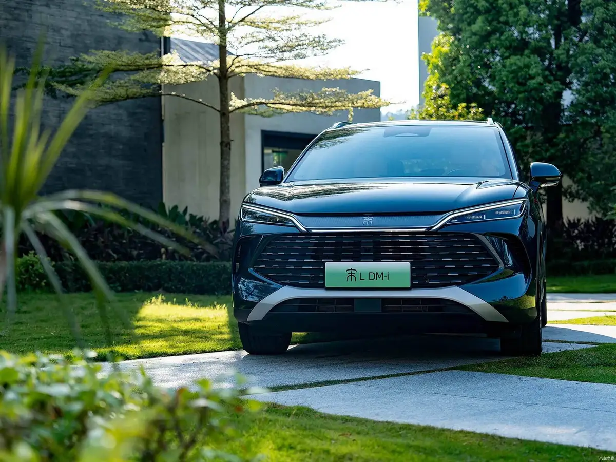 BYD Song L DM-i и EV из Китая под заказ — Электроход 200 км и расход 3,4 литра на сотню