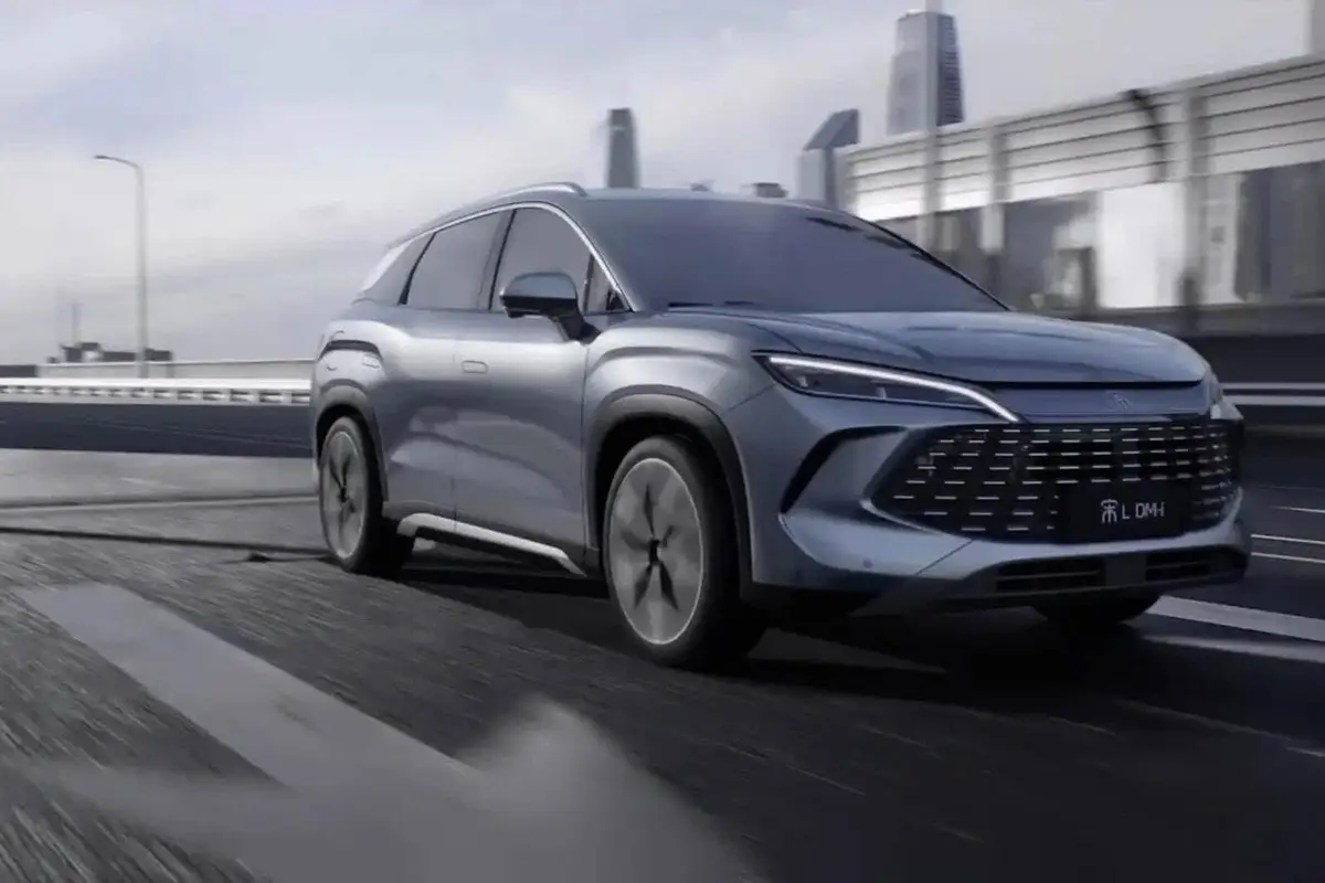 BYD Song L DM-i и EV из Китая под заказ — Шасси Song L: «Юньнянь-C» и TBC в стандарте
