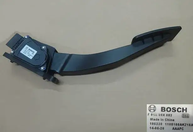 Педаль газа в сборе