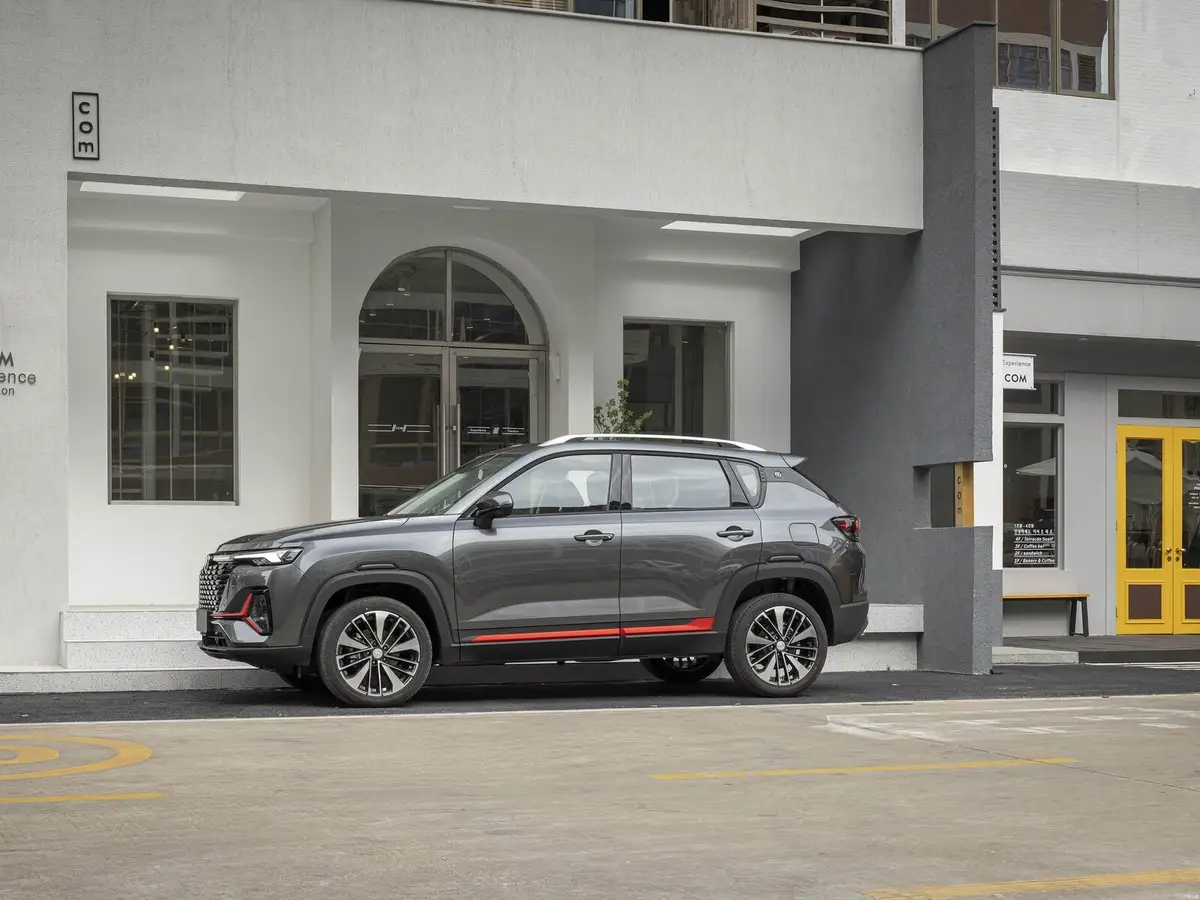 Changan CS35 Plus (Чанган CS35 Plus) из Китая под заказ — Ещё соперники: Geely Coolray, Belgee X50 и простое правило выбора