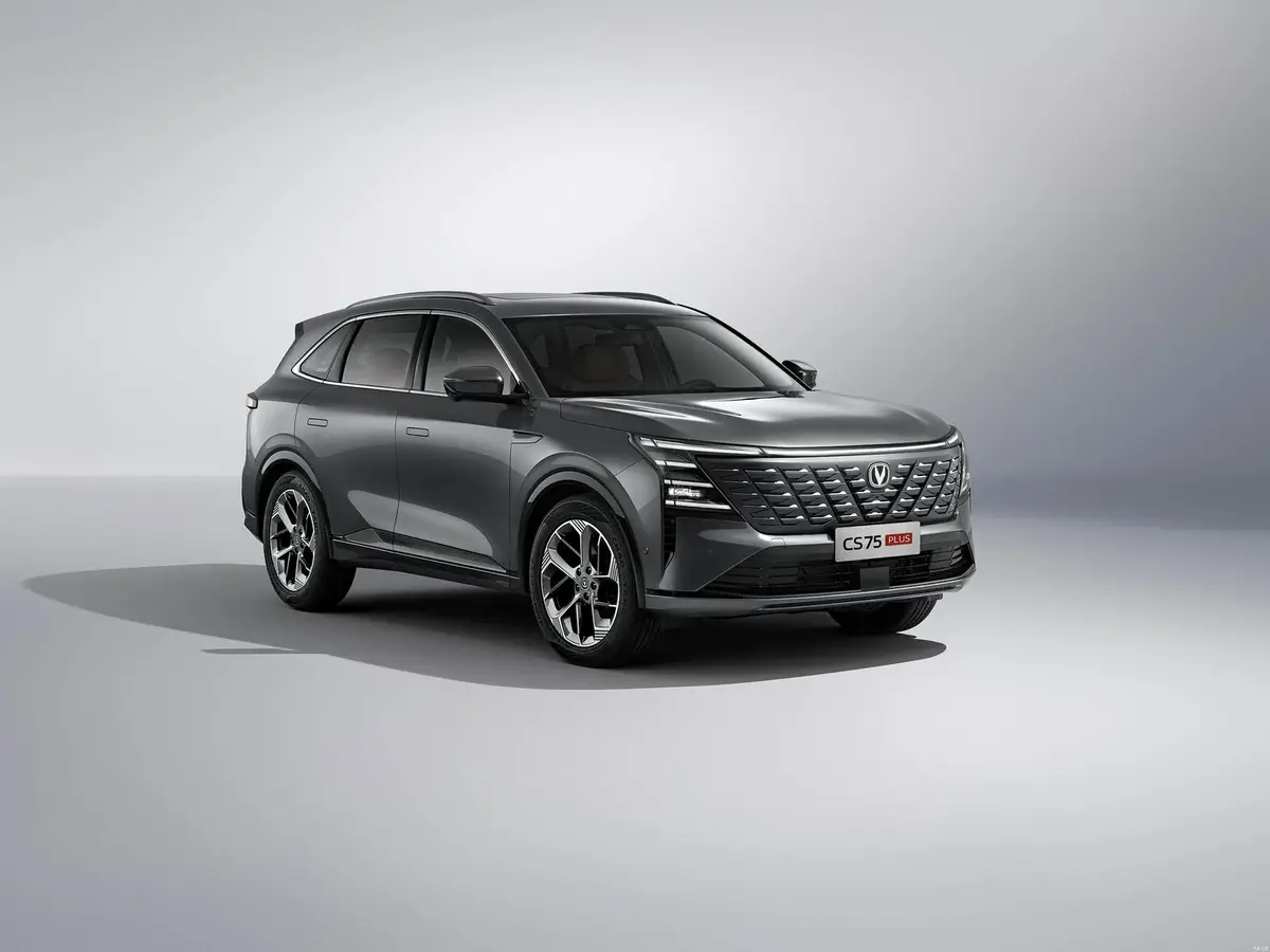 Changan CS75 Plus (Чанган CS75 Plus) из Китая под заказ — Двигатель 2.0 TGDI на 226 сил и бензин АИ-92