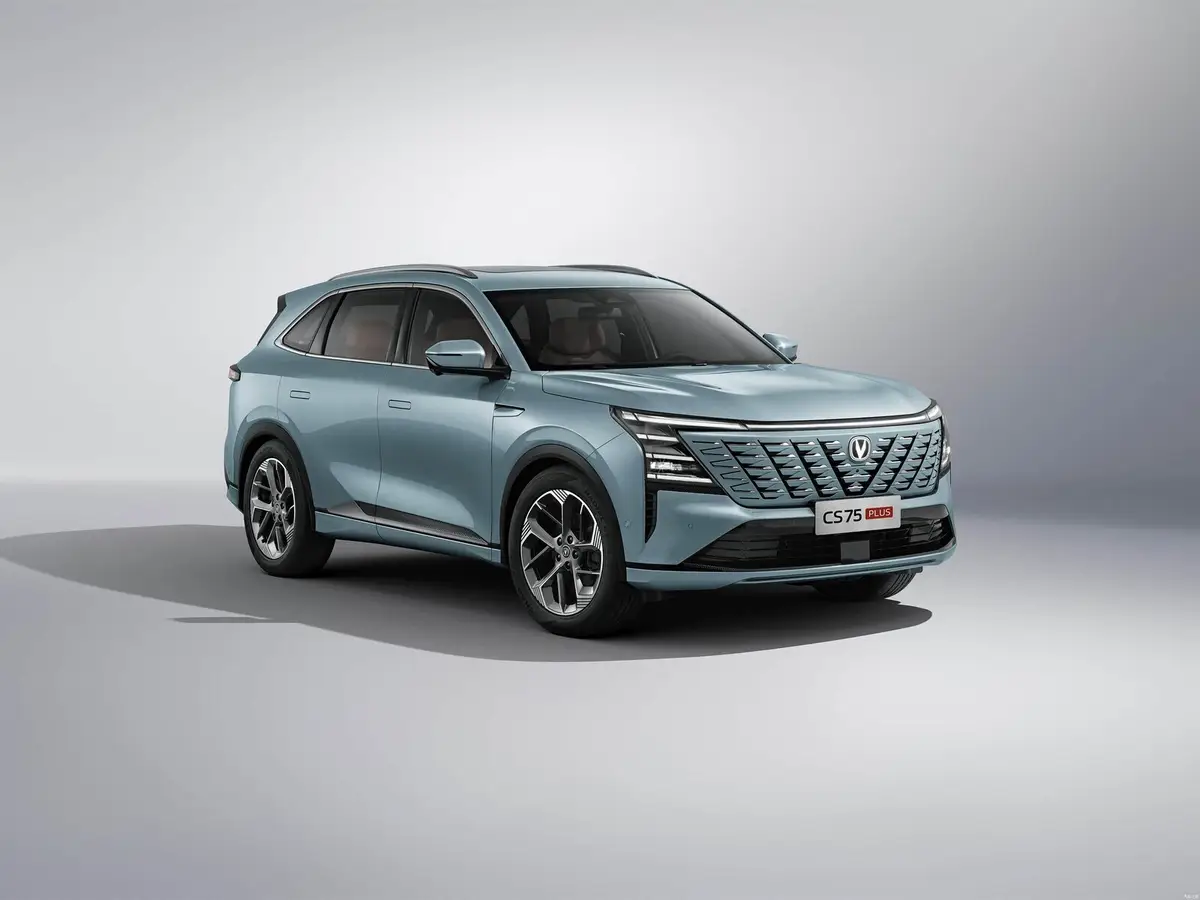 Changan CS75 Plus (Чанган CS75 Plus) из Китая под заказ — Версия Tech: верх линейки третьего поколения