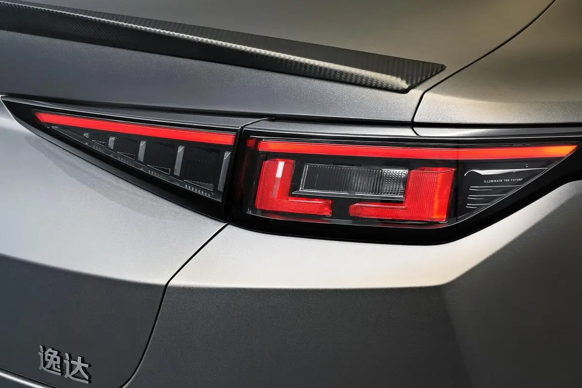 Changan Lamore (Чанган Ламоре) из Китая под заказ — Робот 7DCT и цифры динамики Lamore