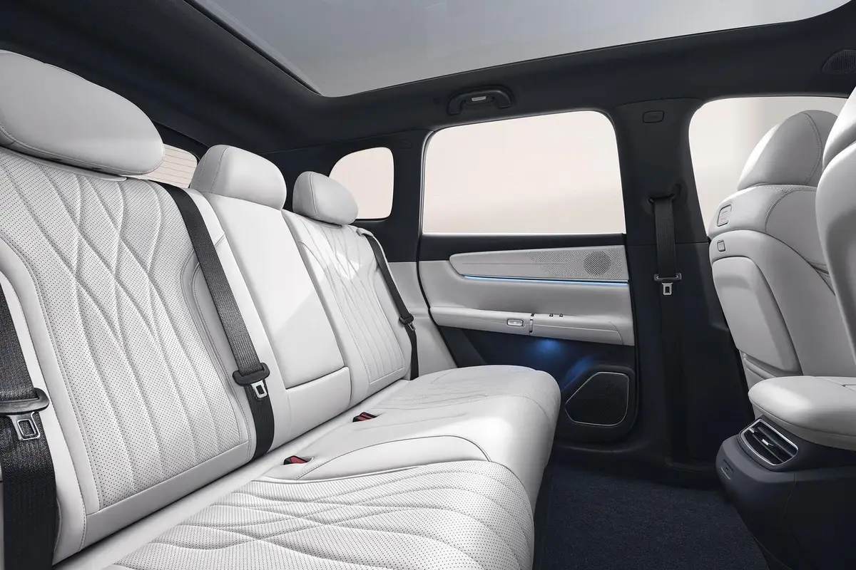 Changan Nevo Q07 из Китая под заказ — сиденья
