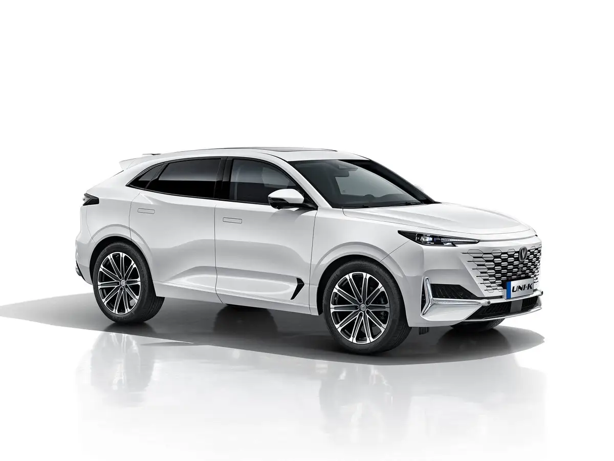 Changan UNI-K (Чанган UNI-K) из Китая под заказ — Гибрид iDD рядом с Geely Starship 7 и BYD Song Plus