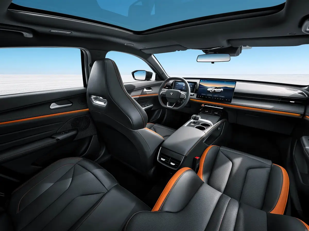 Changan UNI-V (Чанган UNI-V) из Китая под заказ — Сравнение UNI-V с UNI-Z и Geely Preface