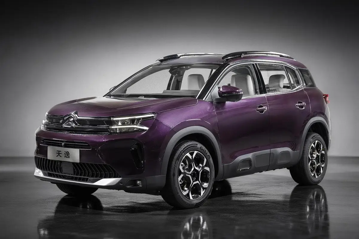 Citroen C5 Aircross (Ситроен C5 Aircross) из Китая под заказ — Расход и бак на 53 литра