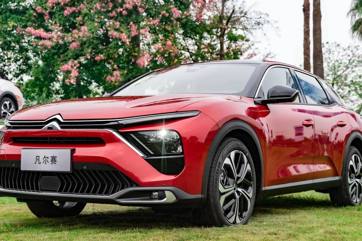 Citroen C5 X (Ситроен C5 X) из Китая под заказ — Двигатель 1.6T и автомат Aisin
