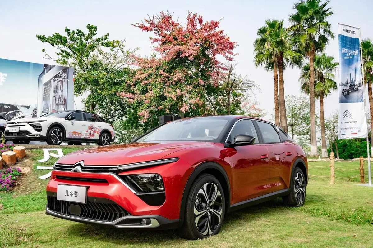 Citroen C5 X (Ситроен C5 X) из Китая под заказ — Тормоза и рулевое управление C5 X