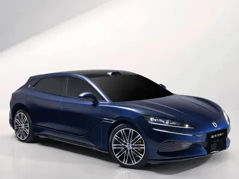 Denza Z9 GT Гибрид, представительская