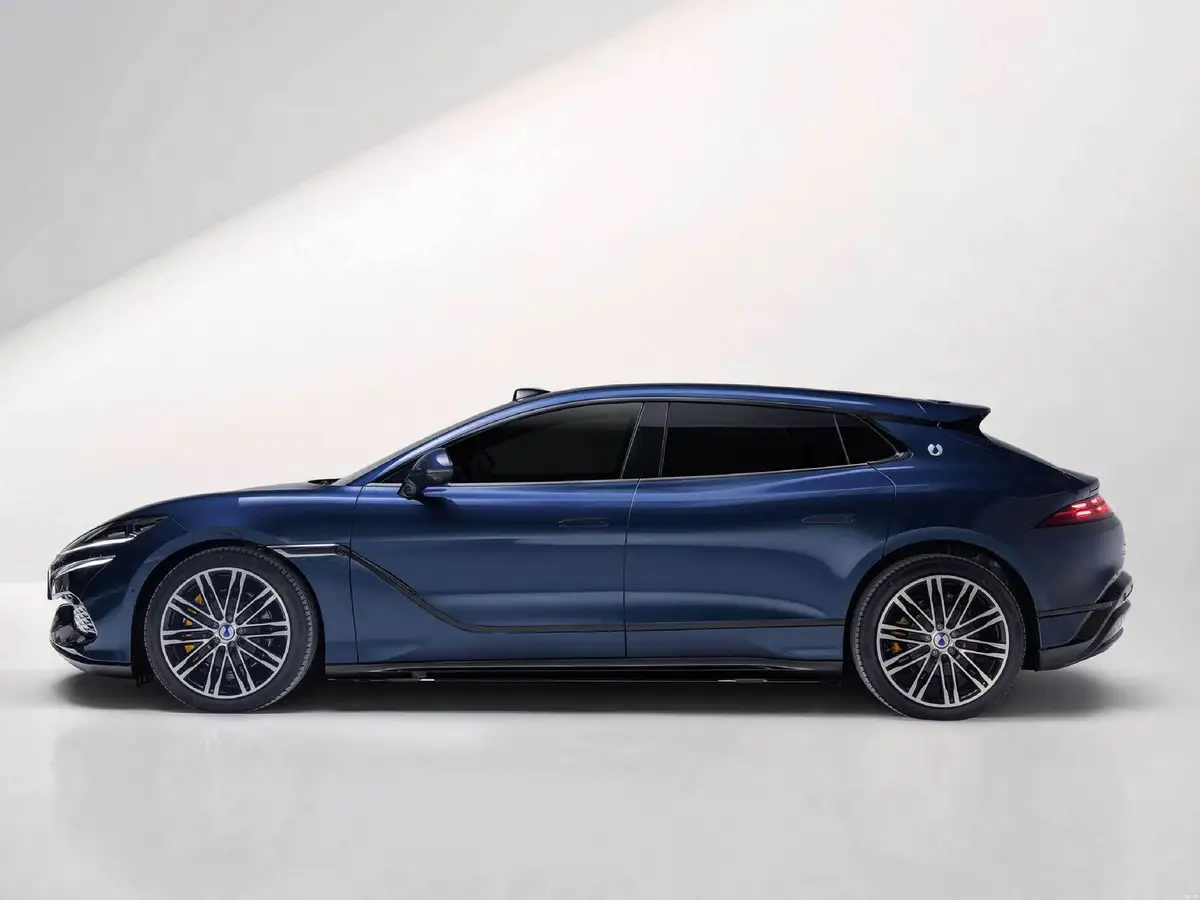 Denza Z9 GT (Денза Z9 GT) из Китая под заказ — Дизайн Denza Z9 GT: шутинг-брейк вместо лифтбека