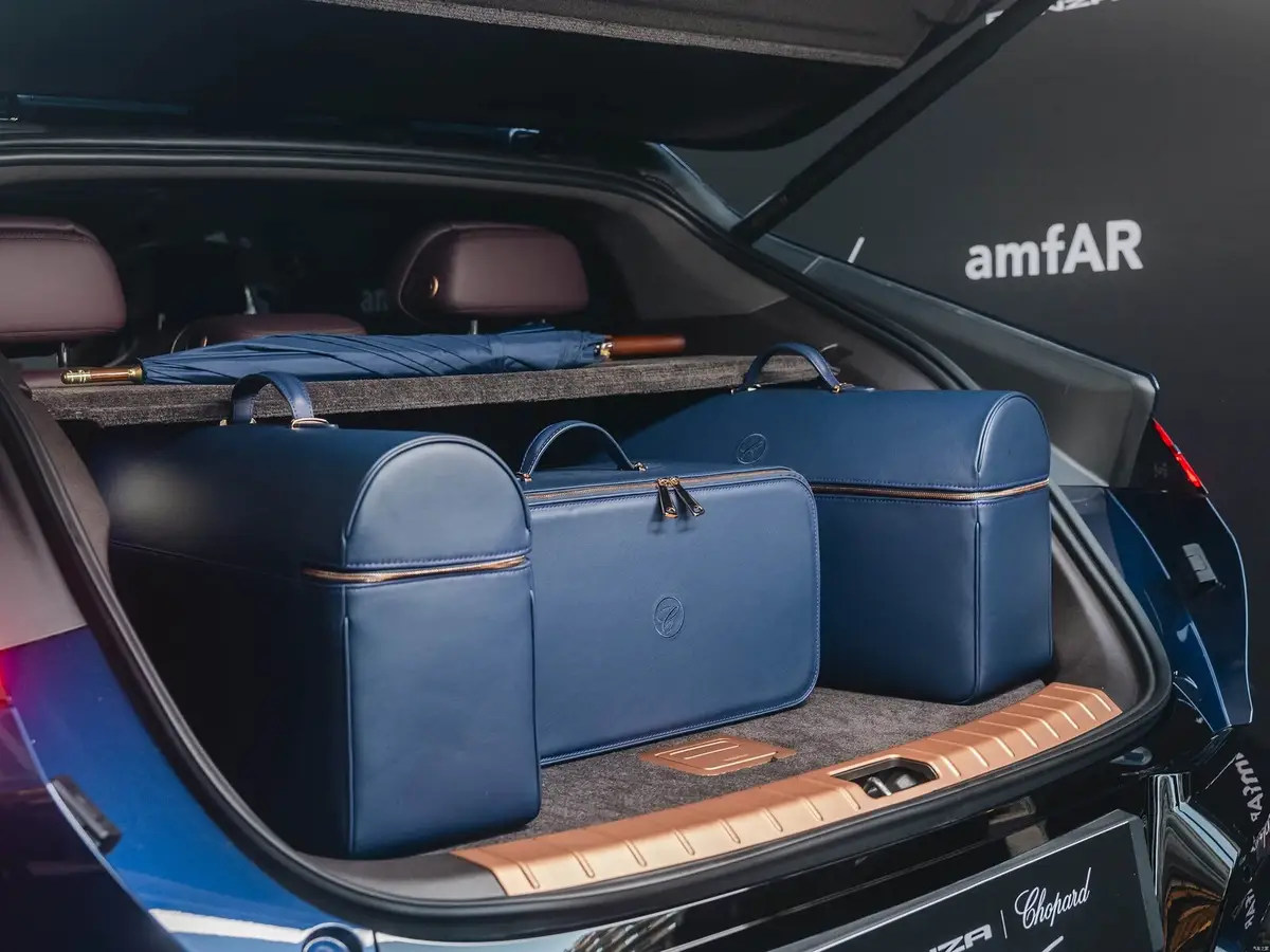 Denza Z9 GT (Денза Z9 GT) из Китая под заказ — багажник