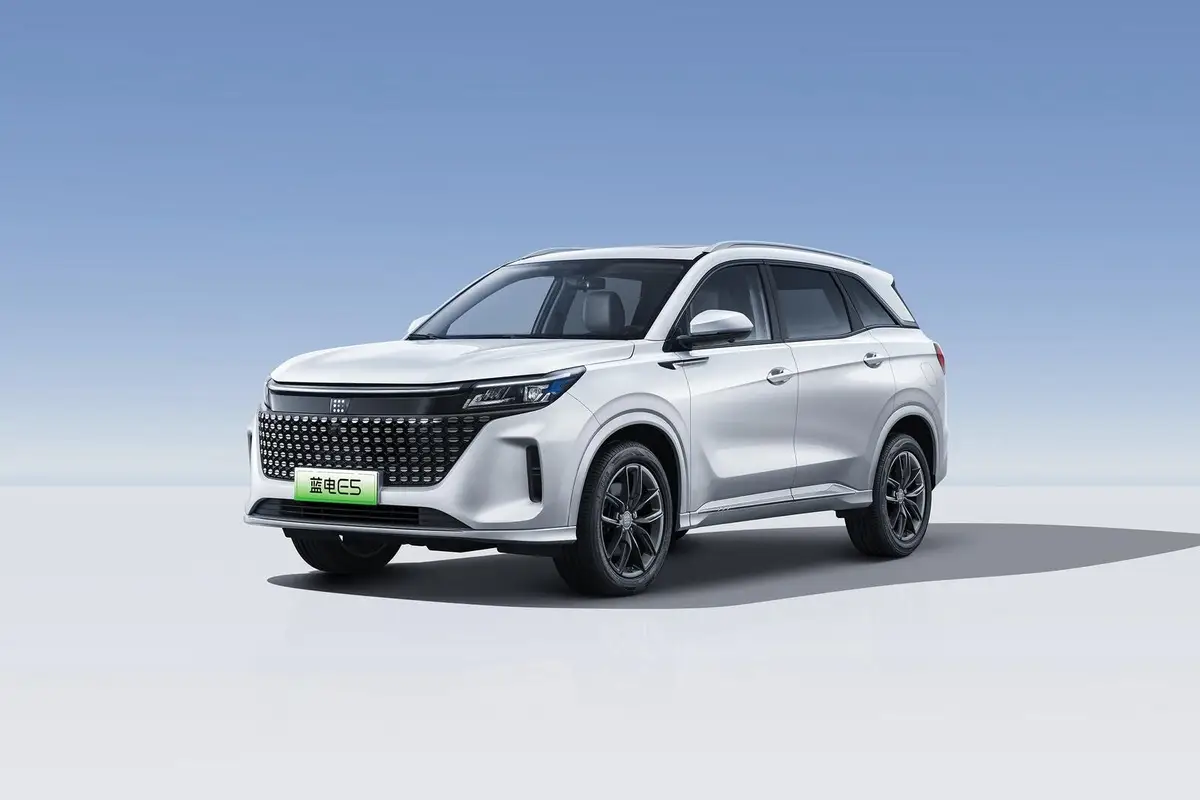 Dongfeng Landian E5 (Донгфенг Ландиан E5) из Китая под заказ — Кузов: размеры и внешность