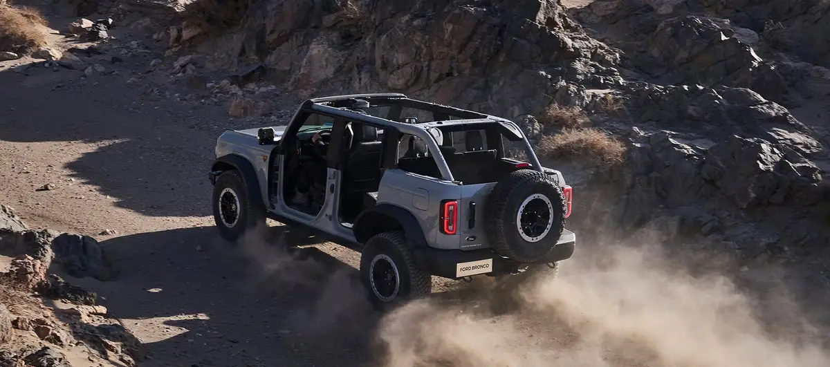 Ford Bronco (Форд Бронко) из Китая под заказ — Точки под аксессуары и моющийся пол
