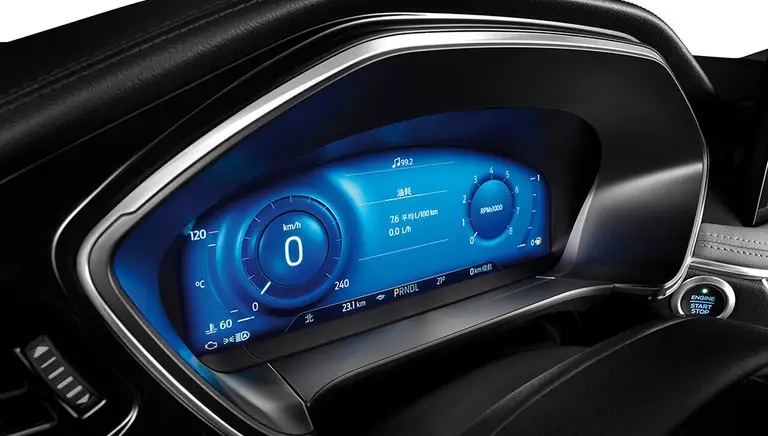 Ford Escape из Китая под заказ — приборная панель