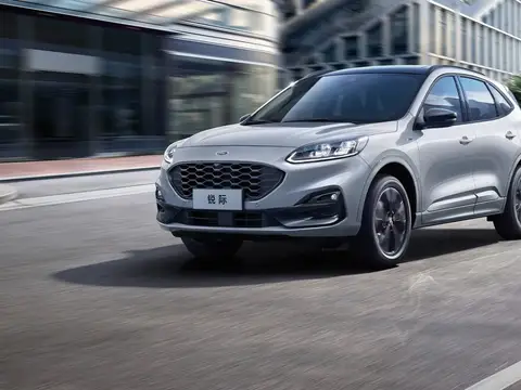 Ford Escape EcoBoost 245 2WD «Престиж Комфорт»