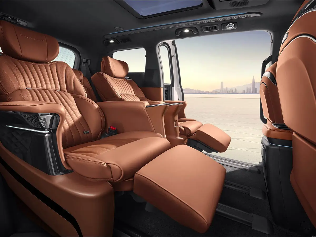 GAC E9 (ГАК E9) из Китая под заказ — Салон: семь мест и тишина на электротяге