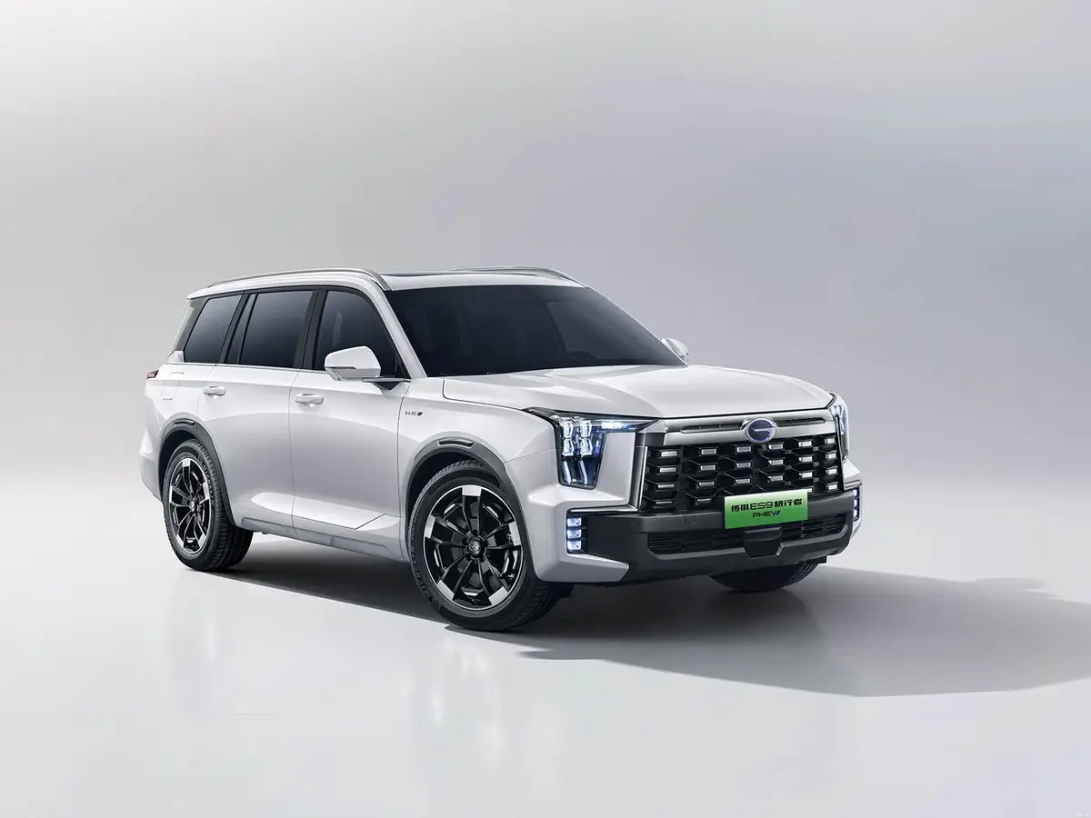 GAC ES9 (ГАК ES9) из Китая под заказ — Кузов GAC ES9: пять метров и три ряда