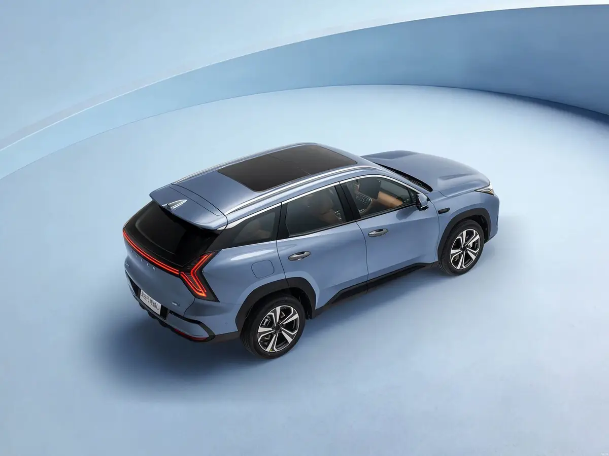 Geely Boyue L из Китая под заказ — Geely Boyue L против конкурентов и место в линейке