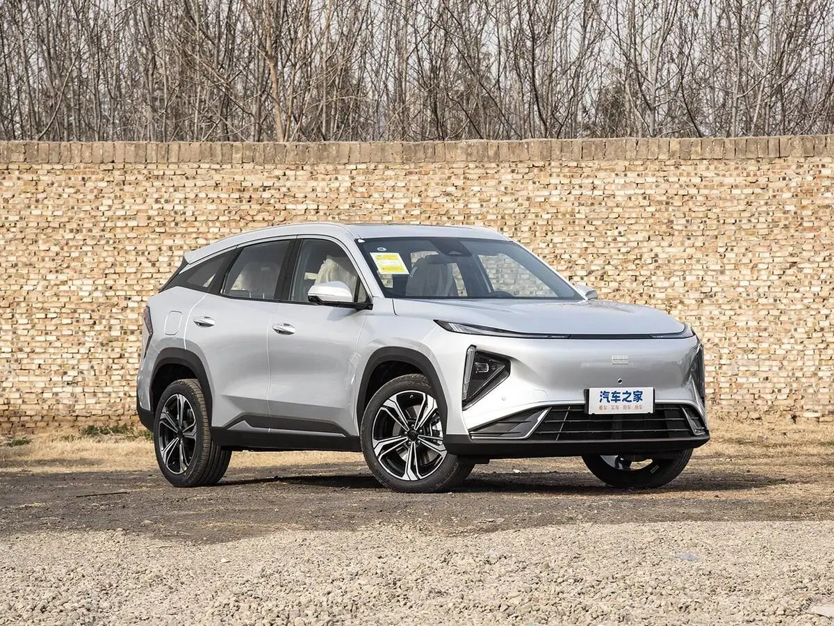 Geely Galaxy L7 из Китая под заказ — Ассистенты L2 и пакеты по версиям Geely Galaxy L7