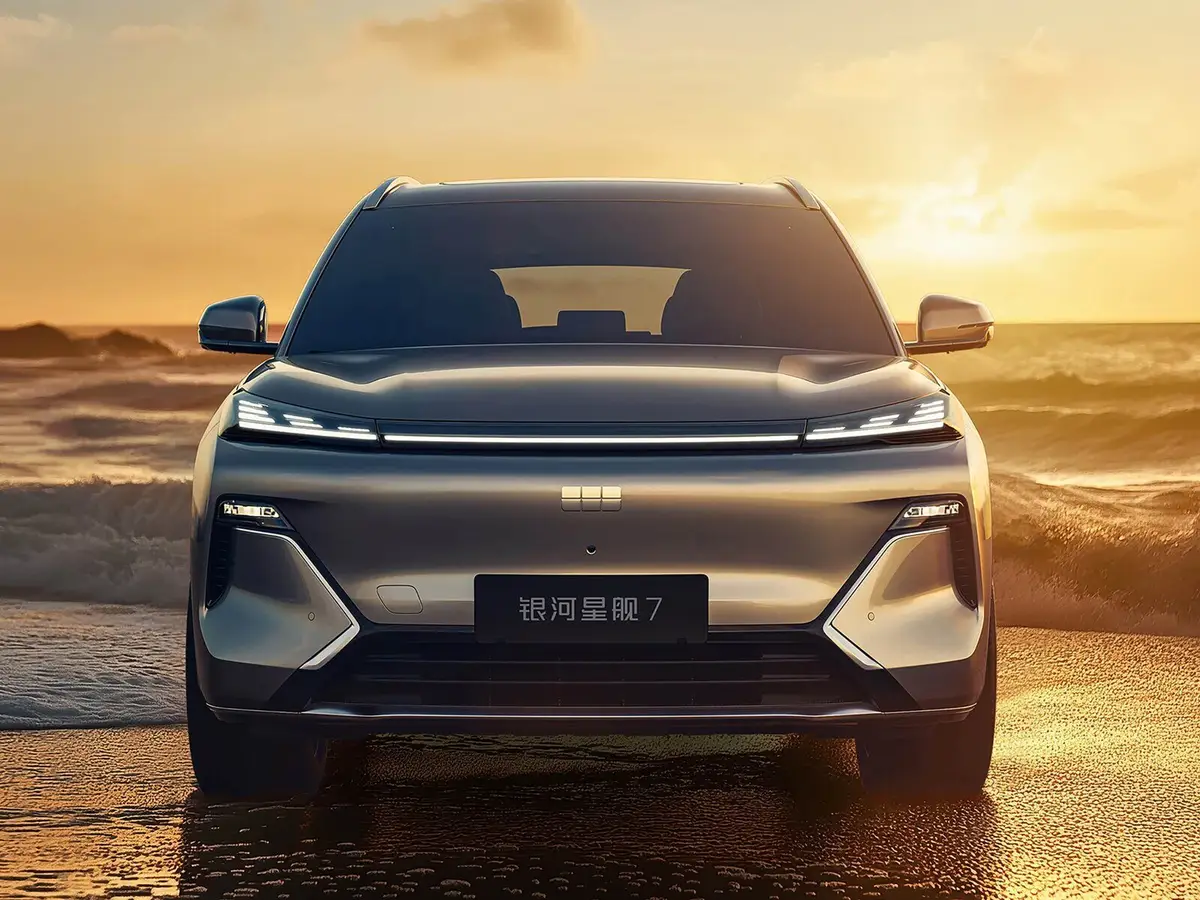 Geely Galaxy Starship 7 (Джили Галакси Старшип 7) из Китая под заказ — Гибридная установка EM-i: 238 сил и двигатель на 1,5 литра