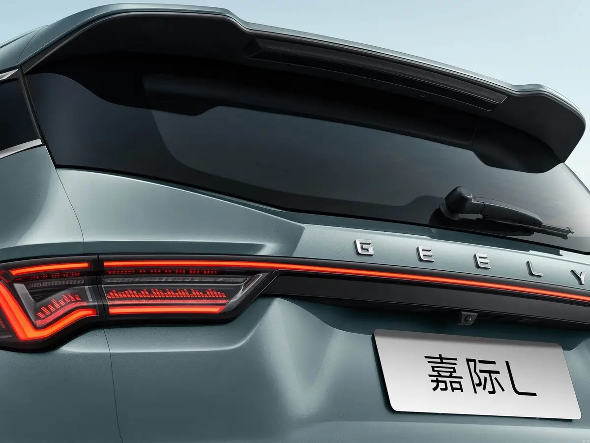Geely Jiaji из Китая под заказ — Двигатель 1,5 турбо и робот DCT: что под капотом Jiaji