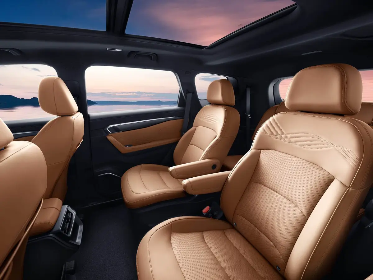 Geely Okavango (Джили Окаванго) из Китая под заказ — Для трансферов и семейного такси: Okavango