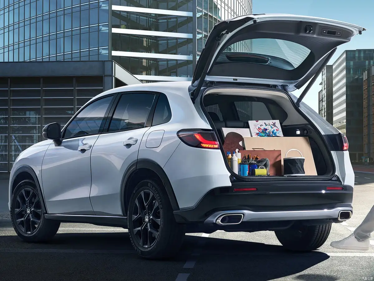 Honda ZR-V из Китая под заказ — Безопасность: подушки и камеры кругового обзора