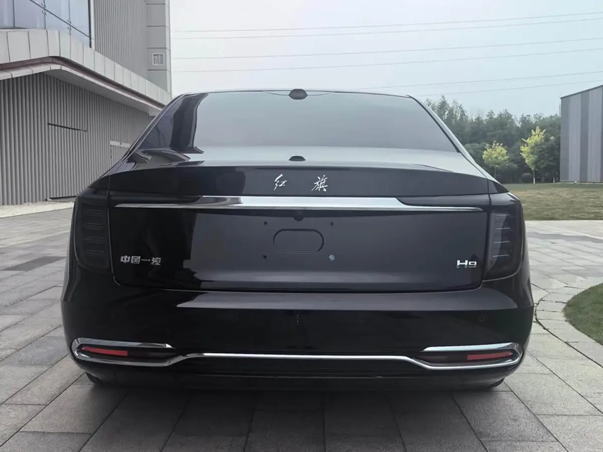 Hongqi H9 (Хончи H9) из Китая под заказ — Обслуживание, зима и русификация Hongqi H9
