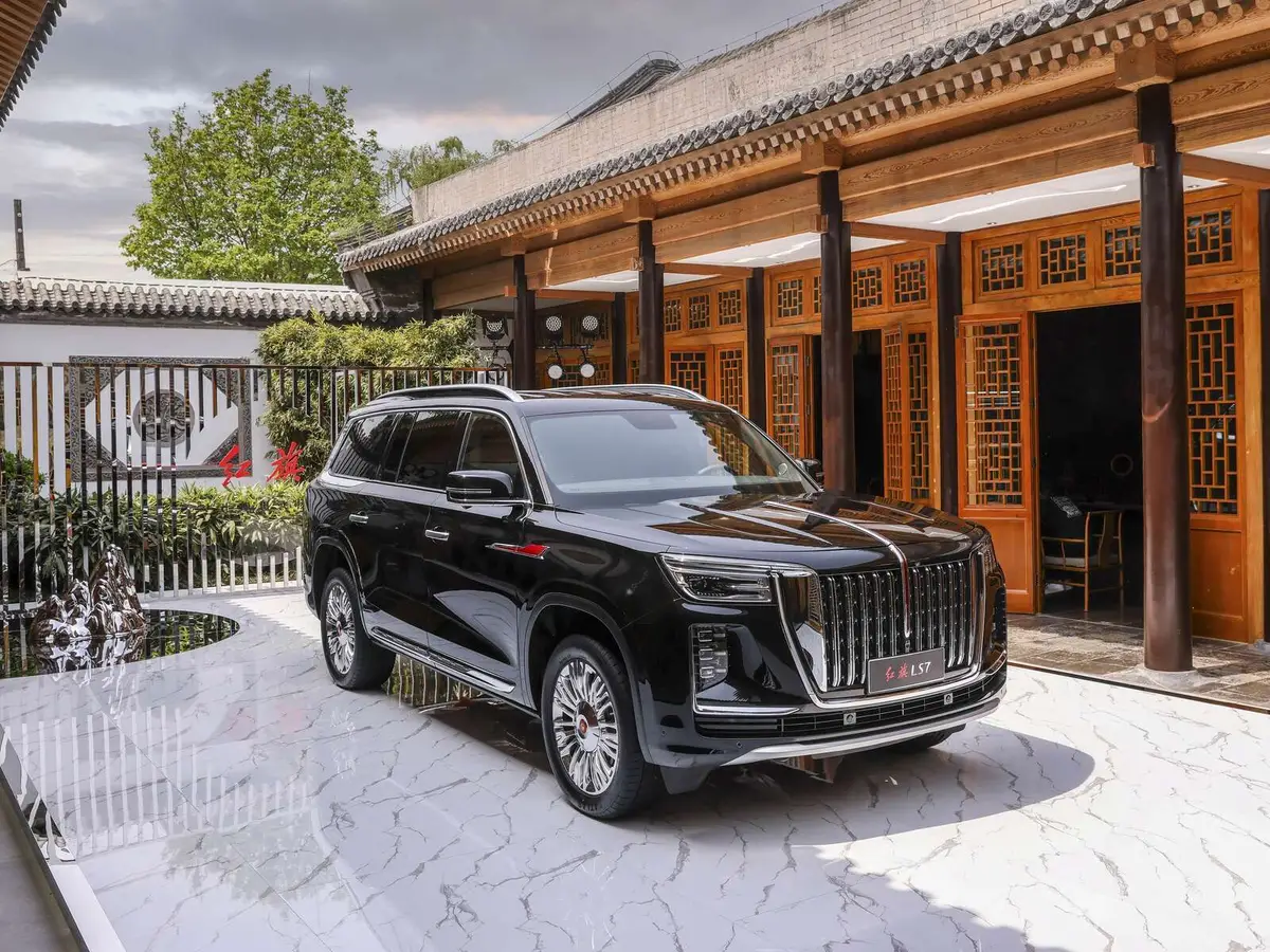 Hongqi LS7 (Хончи LS7) из Китая под заказ — Расход 16,4 литра и бак на 120 литров