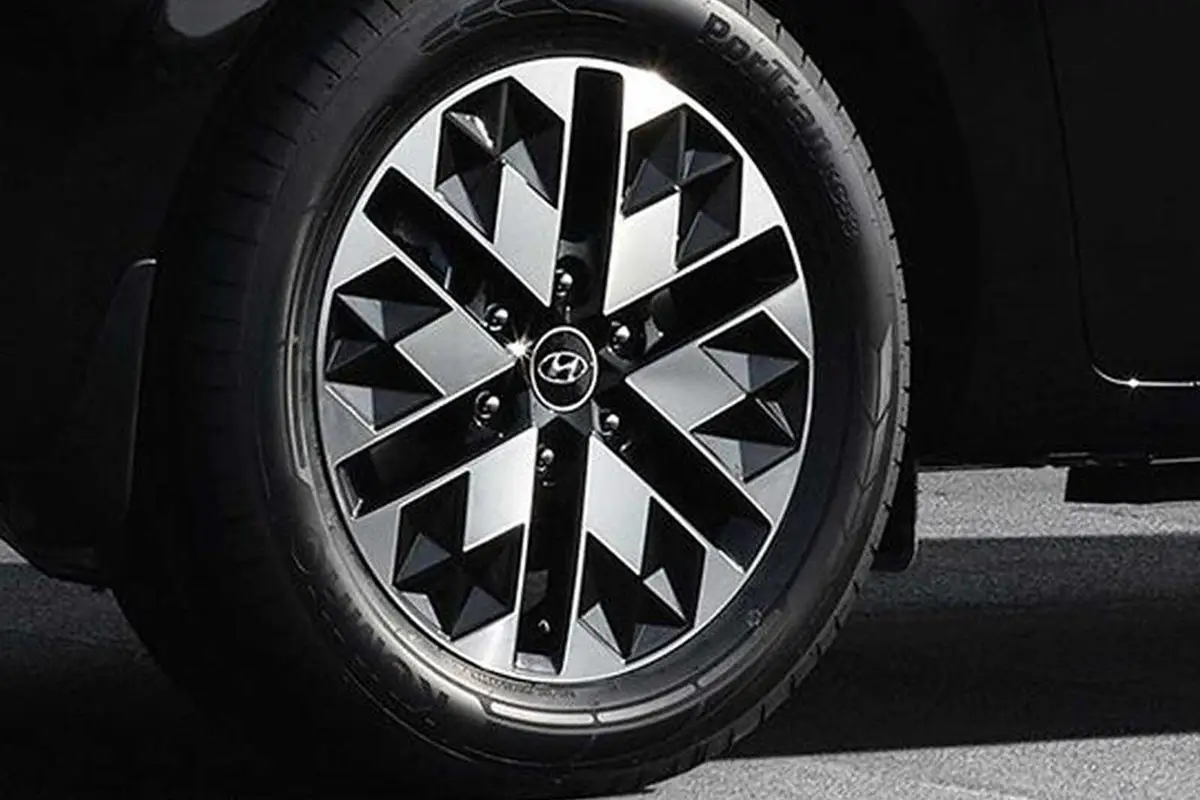 Hyundai Staria (Хендай Стария) из Кореи под заказ — Кузов, габариты и сравнение с Carnival