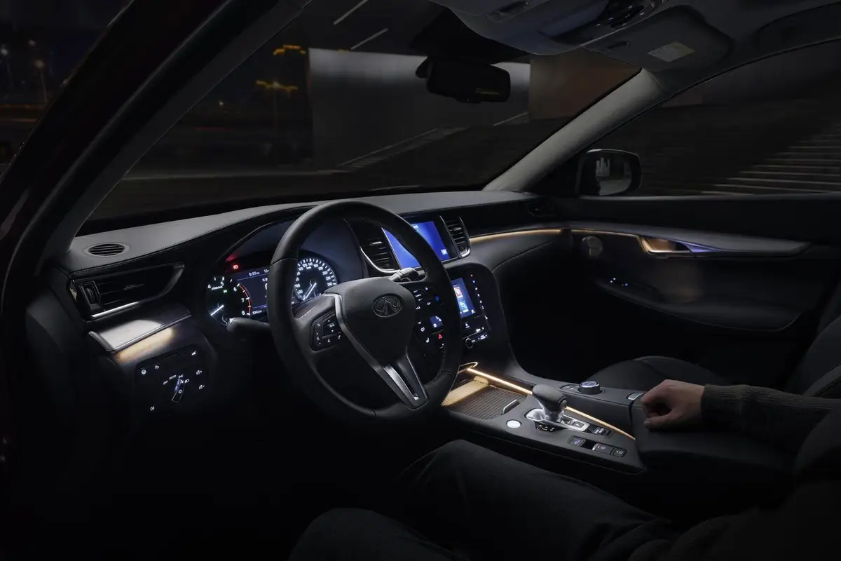 Infiniti QX50 (Инфинити QX50) из Китая под заказ — Версия «Стиль»: что есть в базе