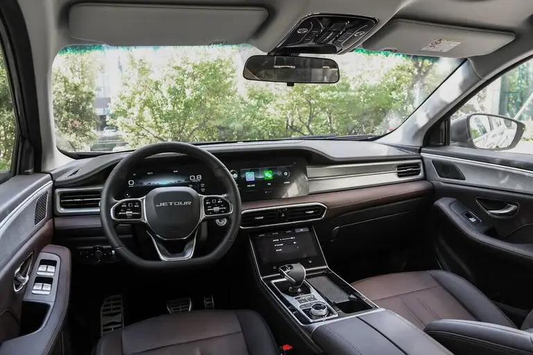 Jetour X90 Plus (Джетур X90 Plus) из Китая под заказ — передняя панель и цифровой кокпит